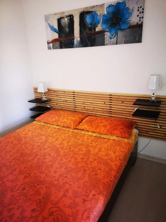 Easy Flat G. Apartment Bardolino 0*,